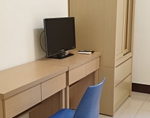 板橋捷運站3分鐘!鄰近大遠百簡約優質分租套房(限女性) - Image 1
