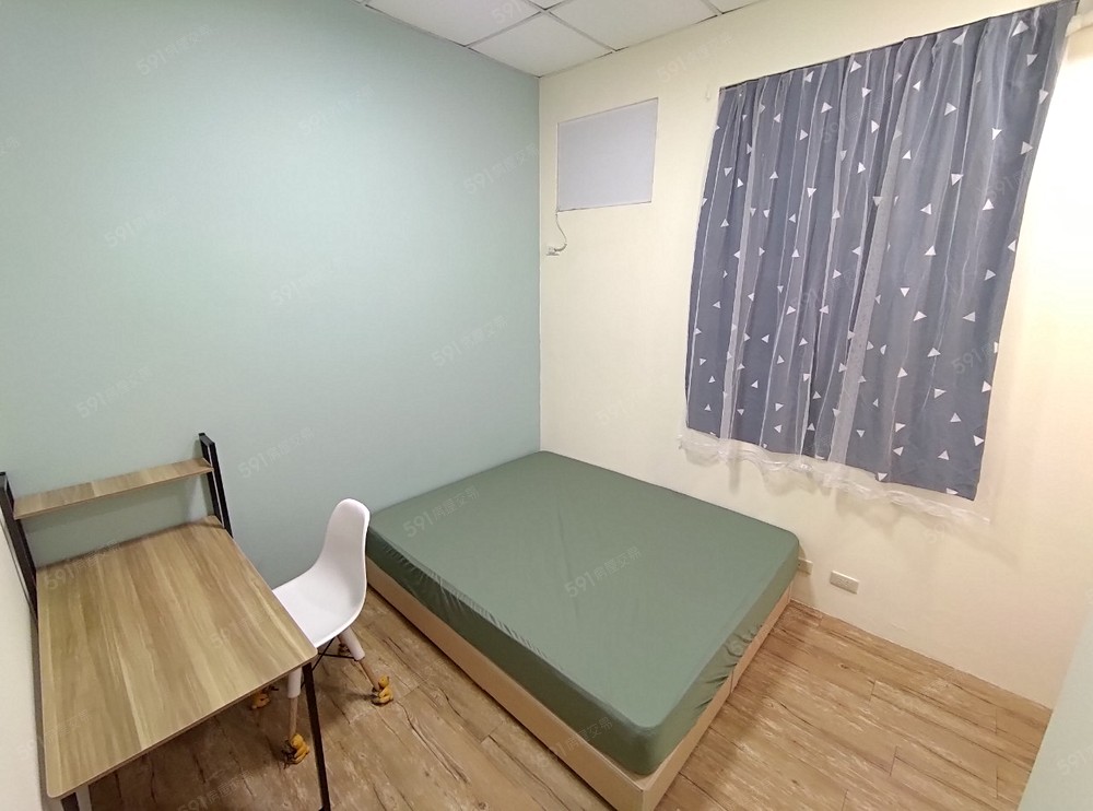 房重新粉刷，冷氣俱全