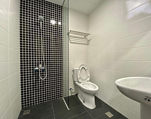 近鬧區及市區、獨立陽台洗衣機、室內機車位 - Image 5