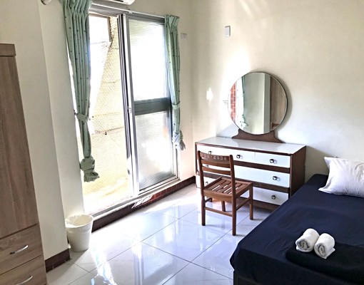 台南東區裕豐街近成大南紡健身公寓便宜套房 - Image 1