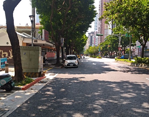 潤泰生活館全天停車位出租含管理費 - Image 5