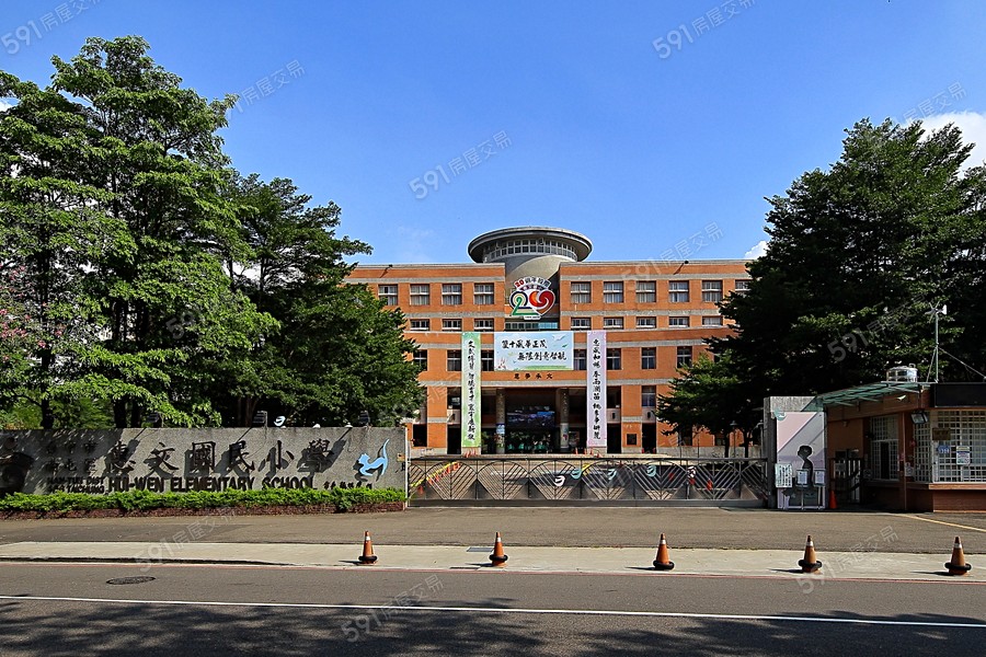 麗晨語山簷環境圖