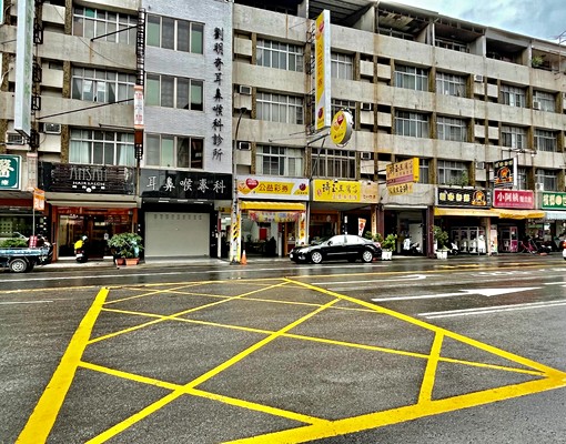 延平市場超大雅房~優質客戶四樓整層兩大房優惠~ - Image 2