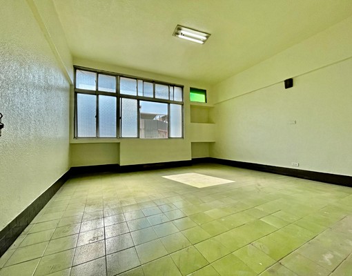 延平市場超大雅房~優質客戶四樓整層兩大房優惠~ - Image 5