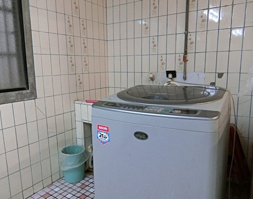 近省道漂亮大面寬透天 - Image 4