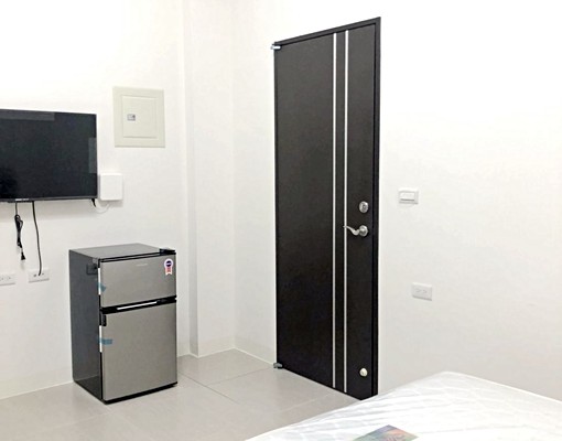 無採光,室內機車位,乾溼分離,個人洗衣機 - Image 3