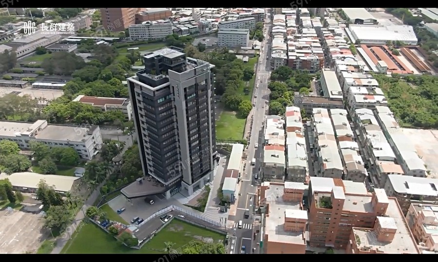 長群君臨實景圖