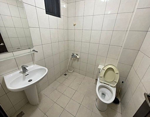 現主時優質套房體育場旁邊獨洗陽台 - Image 4