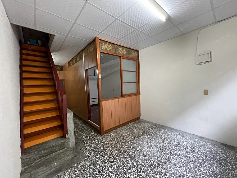 三樓客廳+三樓通舖房間