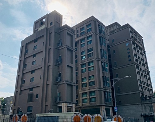 竹科挑高樓中樓溫馨一房一廳 - Image 8