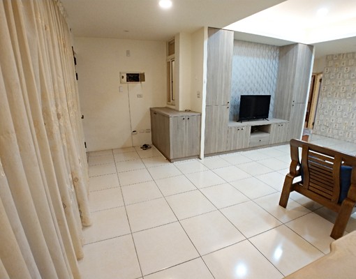 水湳經貿商圈美三房出租含家電家具 - Image 2