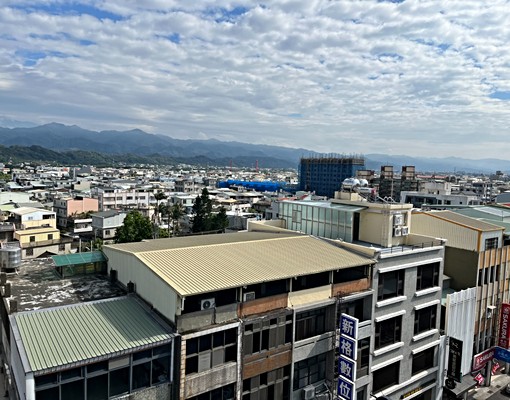 元大銀行警衛管理景觀電梯大樓租含管理費、車位 - Image 1