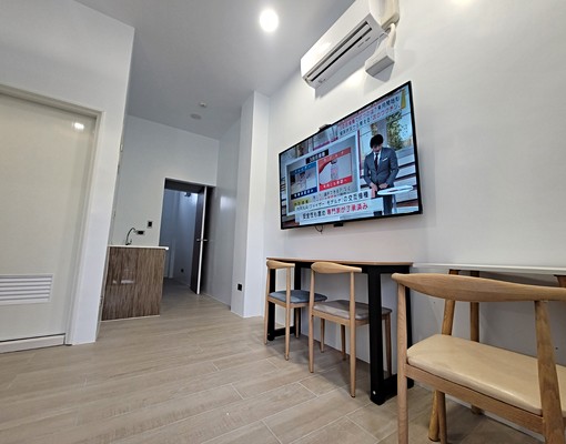 【★免仲介費★】家樂福中興商圈【2房小豪宅】【50吋電視】 - Image 2