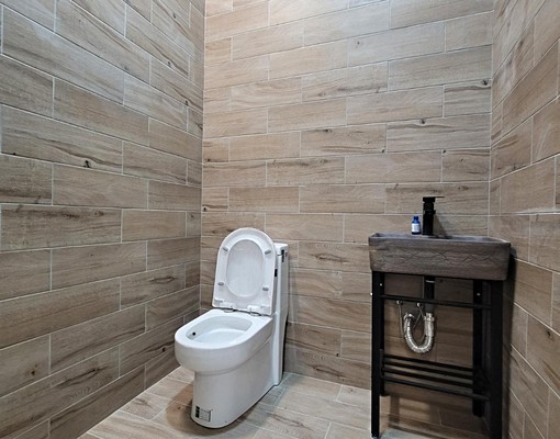 【★免仲介費★】家樂福中興商圈【2房小豪宅】【50吋電視】 - Image 4