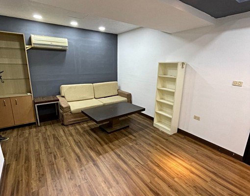 台南大學大東夜市電梯平車套房出租E301 - Image 3