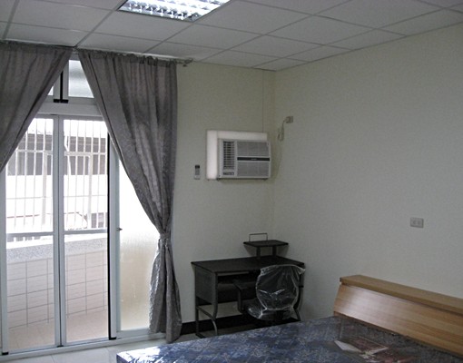 屏東大學.附5米陽台.近演藝廳.大坪數 - Image 1