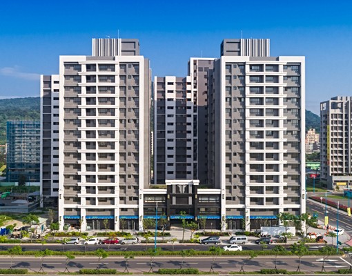 八里重劃區精緻兩房出租 - Image 2