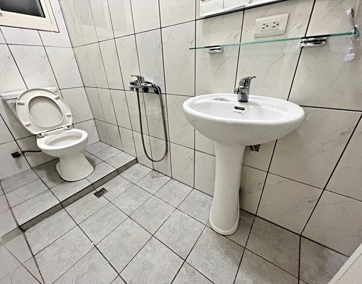 小劉租屋全新一房一廳一廚 - Image 8