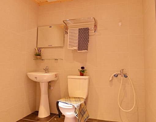 旗艦級-精緻典雅特色套房，值得一看!!可租補免仲介費 - Image 8