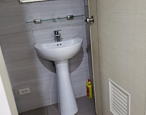 商務套房設備，二樓出入方便，機車太好停 - Image 6