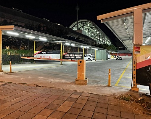 新莊五股車位有棚 - Image 1