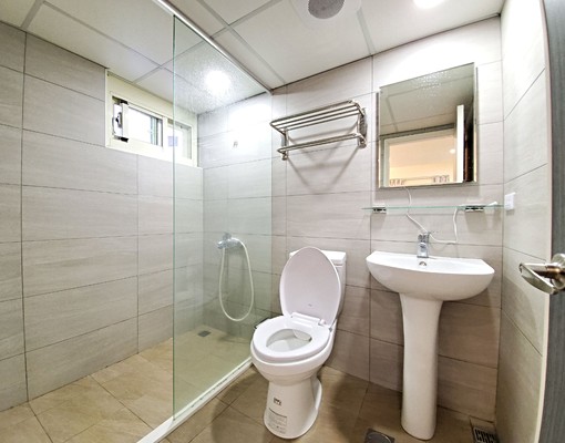 全新整理美套房~中壢SOGO商圈要看要快~尋找優質租客 - Image 5