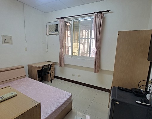 近文藻,榮總大優質限女套房 - Image 3