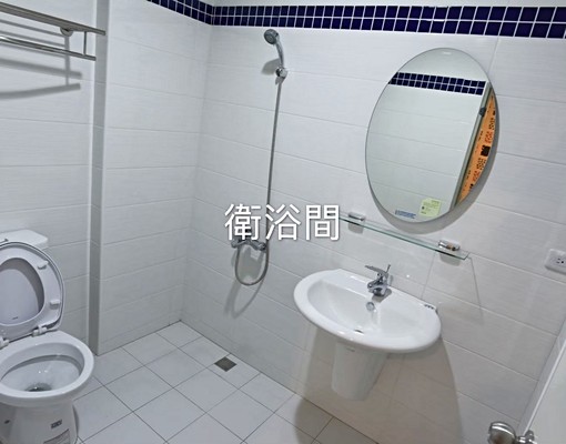 無窗電梯套房市中心近文化路秀泰 - Image 4