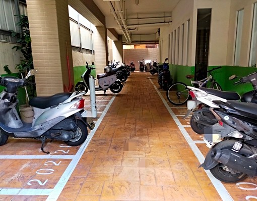 可租補!戶戶室內機車位.近中國醫.一中商圈.24小時警衛管理 - Image 7