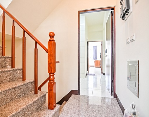 🌈夢時代一層一戶透天陽台大套房,可租補,可寵物 - Image 9