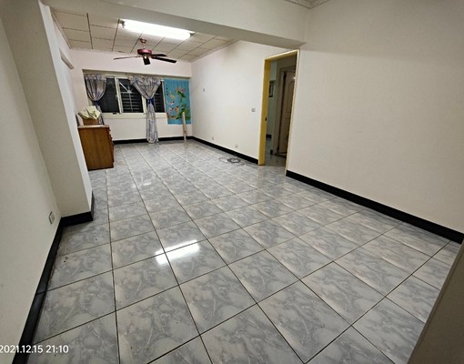 可租補~楊明學區大三房 - Image 1