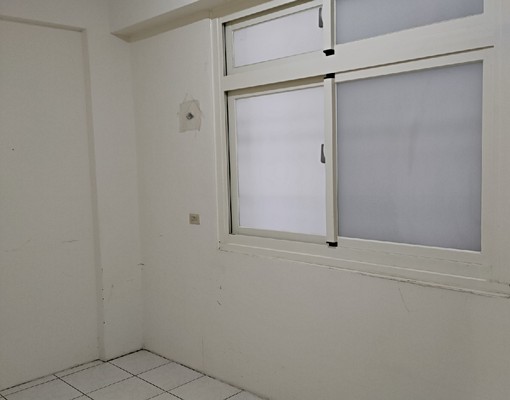 整棟4樓,近中科,前院停車位,喜歡可談,免仲介 - Image 6