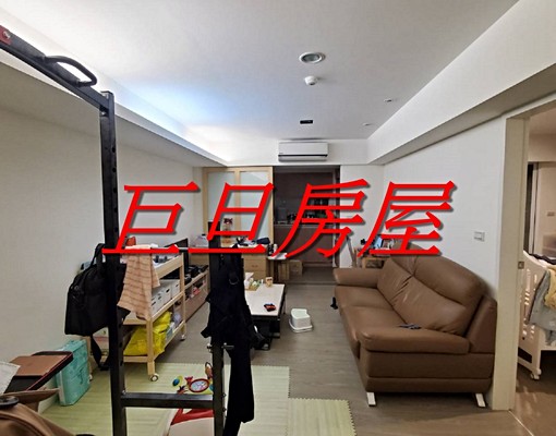 小巨蛋站,屋況佳,生活機能好,10月初空出 - Image 1