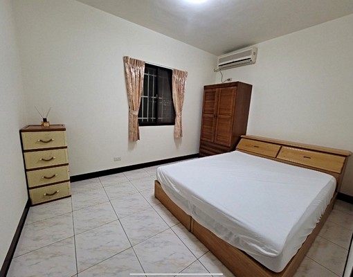 屋主自租大別墅~精武路一中街樹德路4車位 - Image 12