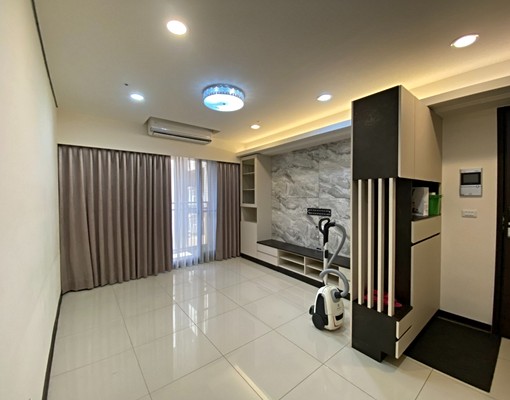 高鐵戶政旁精裝屋三房出租採光通風佳 - Image 1