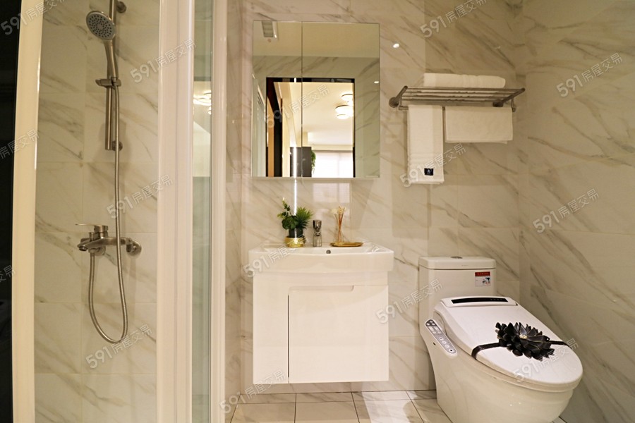 定泰翫花同樣/實品屋