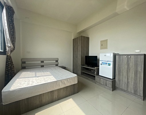 近京元及群創/格局方正/室內機車停車位 - Image 3