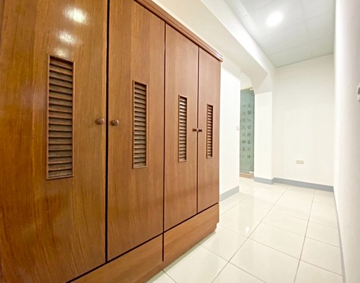 小洪精選-稀有超大2房💜全配💜廚房💜庭院花園 - Image 8