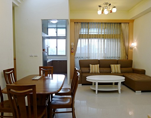 板新捷運2分鐘挑高景觀3房附家具車位 - Image 1