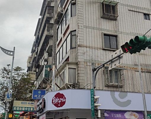 內湖路一段電梯華廈.捷運西湖.港墘站 - Image 2