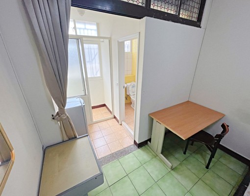 勤益中臺❤電3元❤室內機車位❤超便宜採光大套房 - Image 6