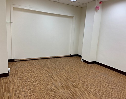 後山碑站2分鐘_大套房or工作室分租_適 - Image 1