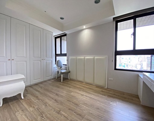 文心崇德捷運宅/巴六飯店式精裝/兩房平車視野好/屋主很想租 - Image 4