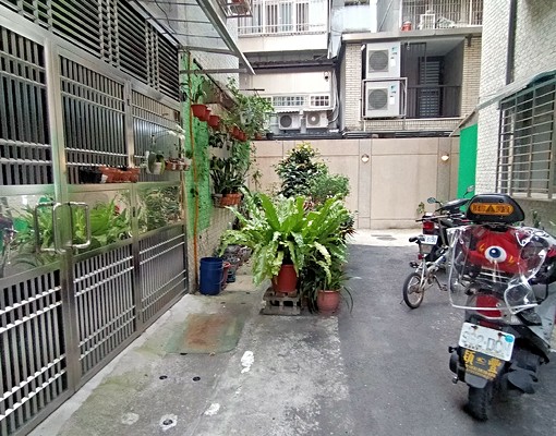 秀朗國小一房一廳租1.1萬(傢電全) - Image 13