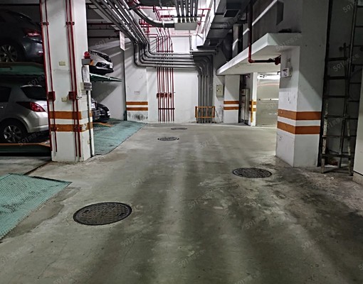近樂華夜市🍡比樣廣場🛍機械車位 - Image 2