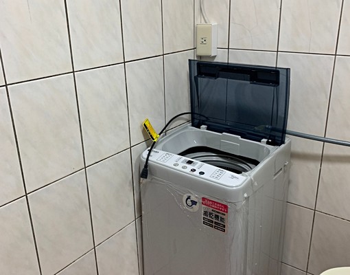 全新裝修。免仲介費。近逢甲、中科、水湳 - Image 3