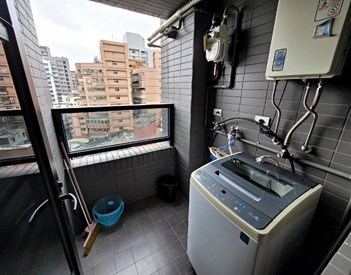 (可租補)近捷運,大樓新,有陽台天然瓦斯,漂亮裝潢(台水台電 - Image 5