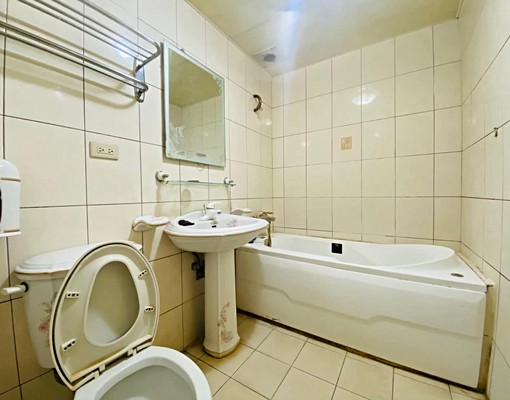 【草漯★三層樓透天】室內車庫 - Image 7