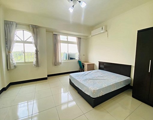 【草漯★三層樓透天】室內車庫 - Image 9