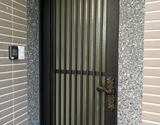 高醫大學美套房,鬧中取靜,可短租 - Image 2